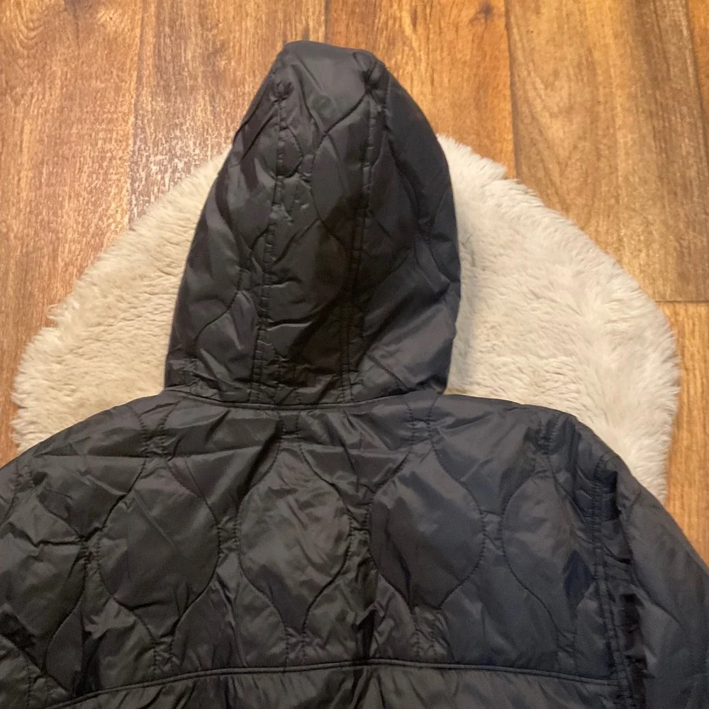 Old Navy Puffer Jacket Kids Size 10/12 Black Full Zip Hooded Lightweight Insulat
